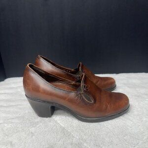 Dansko Beth Low Heel Shoes Pumps Woman's Size 39 (8-8.5)
